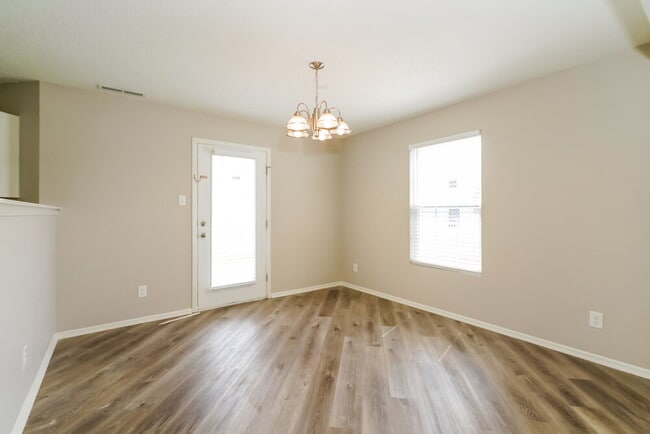 Photo - 1413 Broyles Dr