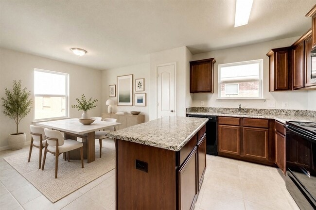 1602 Kim Loan Dr