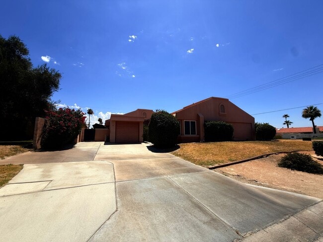 AVAILABLE NOW!! 2 Bedroom 2 Bathroom APART... - AVAILABLE NOW!! 2 Bedroom 2 Bathroom APART... Apartment Unit A