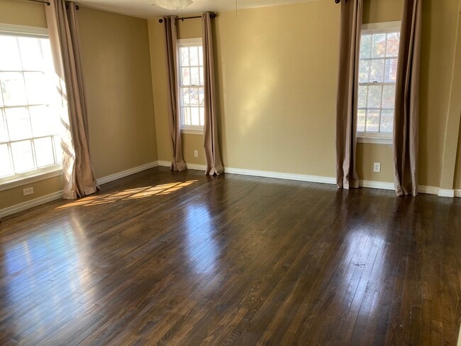 Photo - 1111 S Rosemont St