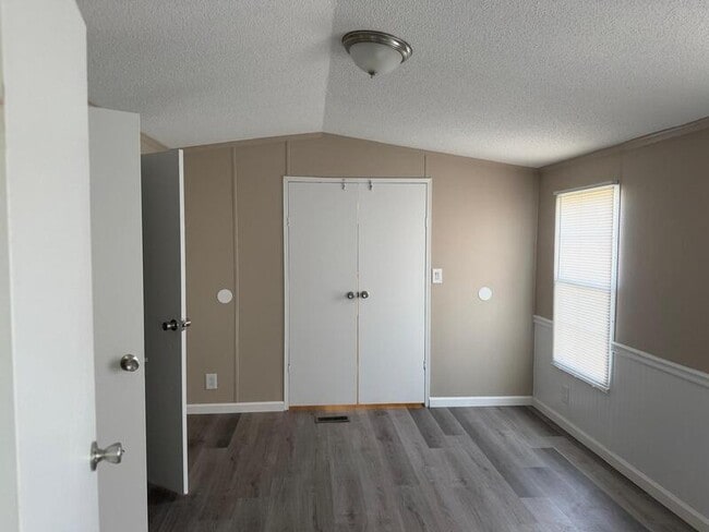 Building Photo - 2616Cattail Cir