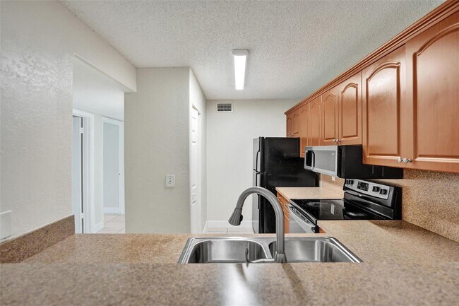 Photo - 10773 Cleary Blvd Unit 111