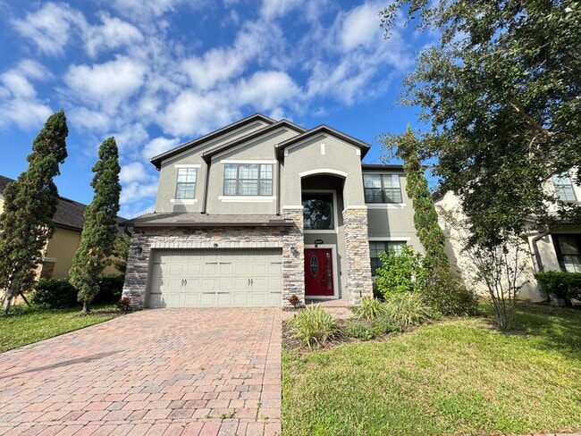 Building Photo - Experience the Epitome of Lakeside Luxury ...