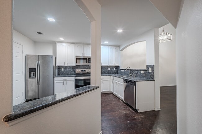 Photo - 1144 Landon Ln