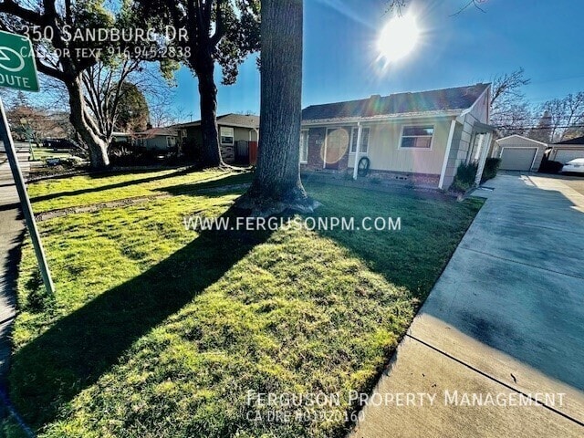 Photo - 350 Sandburg Dr