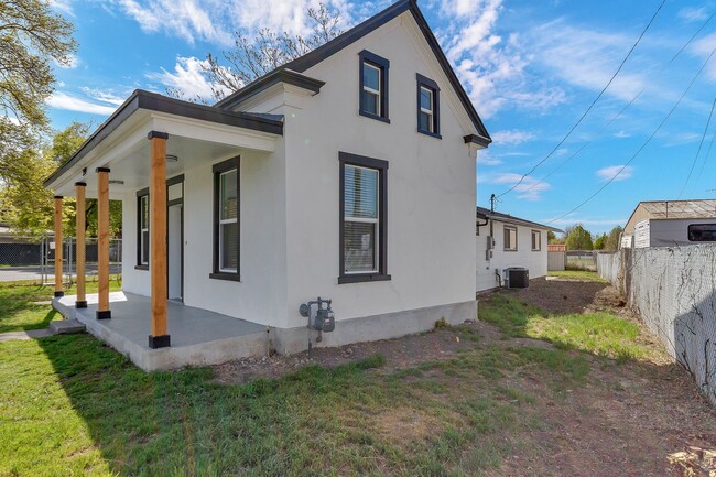 399 Pacific Dr