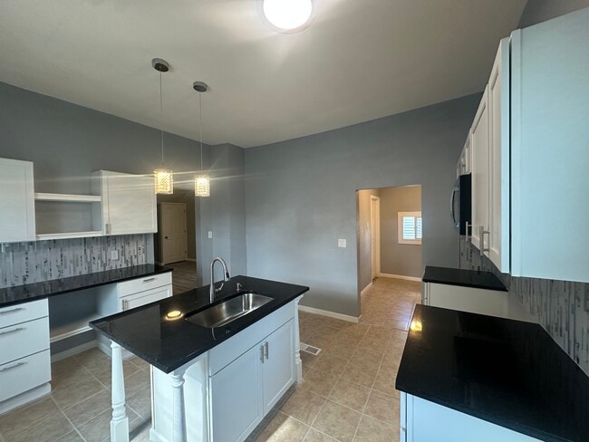 Photo - 1012 4th Ave