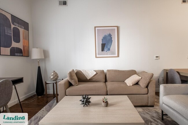 Photo - 1903 E Marshall St Unidad 110.1407041