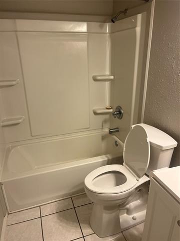 Photo - 206 Linda St