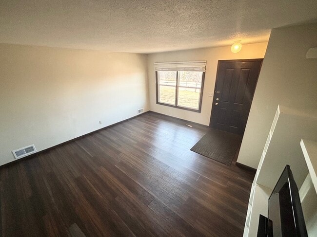 Photo - 4301 University Ave NE