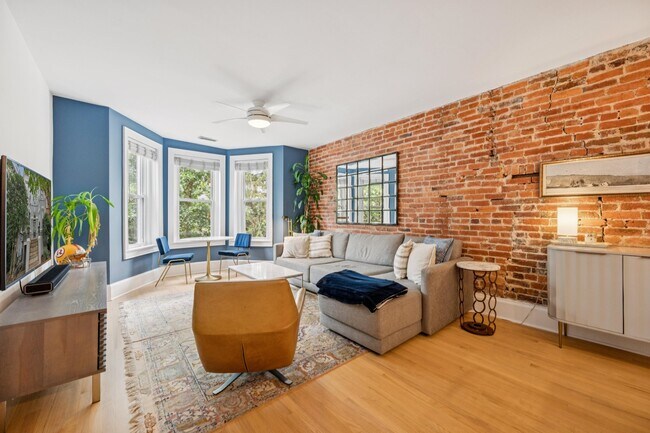 2025 13th St NW Unit 3