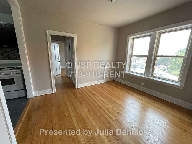 Photo - 4267 W Addison St Unidad 1