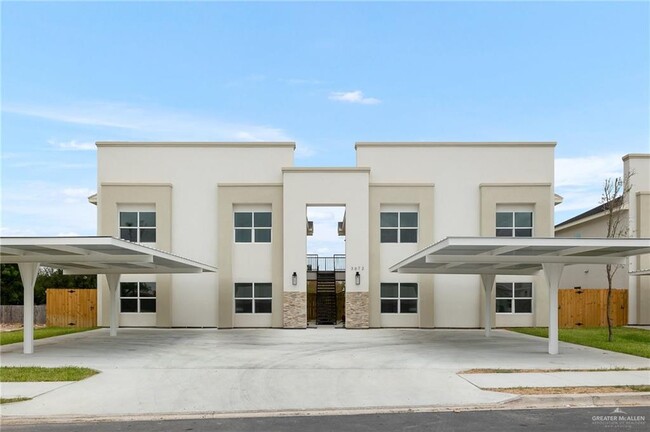 Building Photo - 3672 N Mezcal Dr Unit 2 Rental