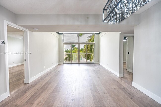 Building Photo - 1450 SE 3rd Ave Unit 409