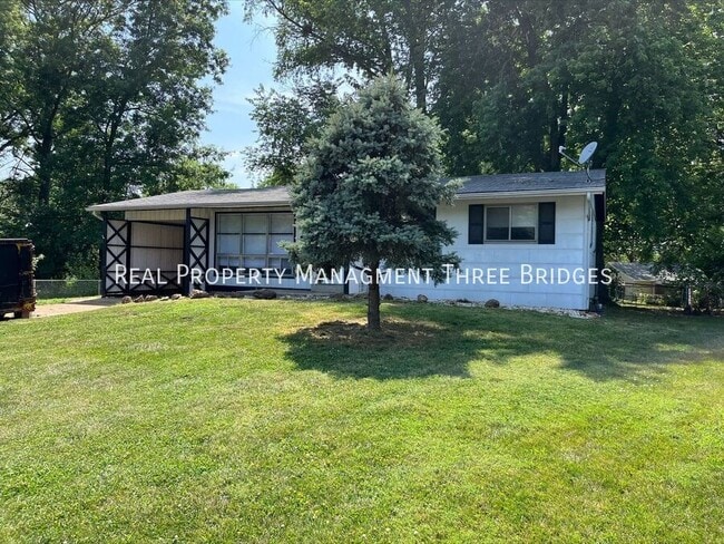 Building Photo - 7025 Richwood Ln