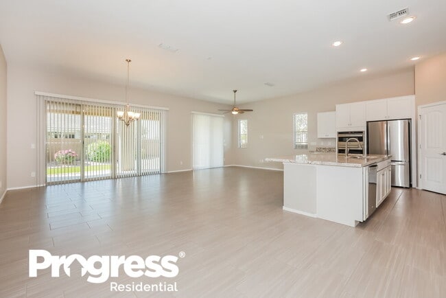 Photo - 22507 E Munoz St