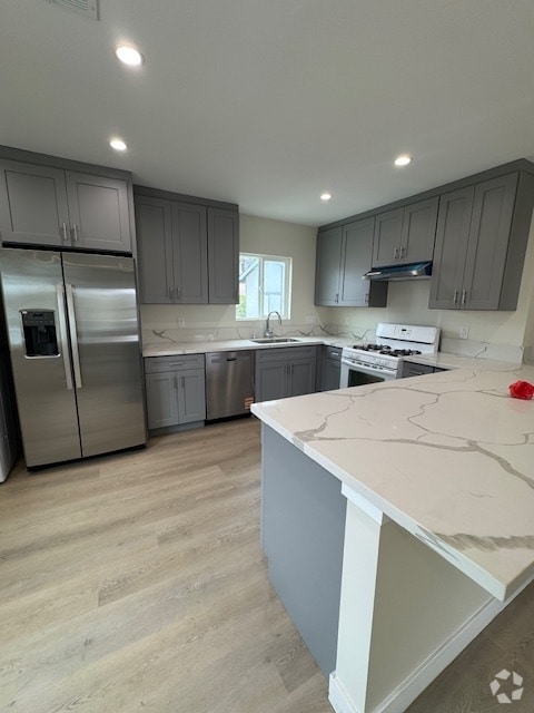 Building Photo - 4044 W 167th St Rental