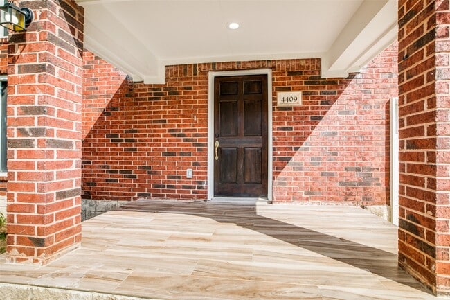 Photo - 4409 Rawley St