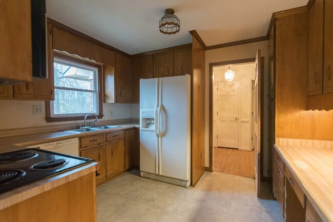 Photo - 1060 Windbrooke Ct