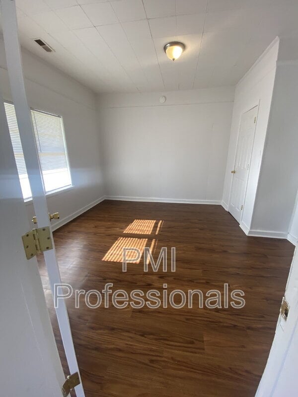 Photo - 713 SE Atlantic St