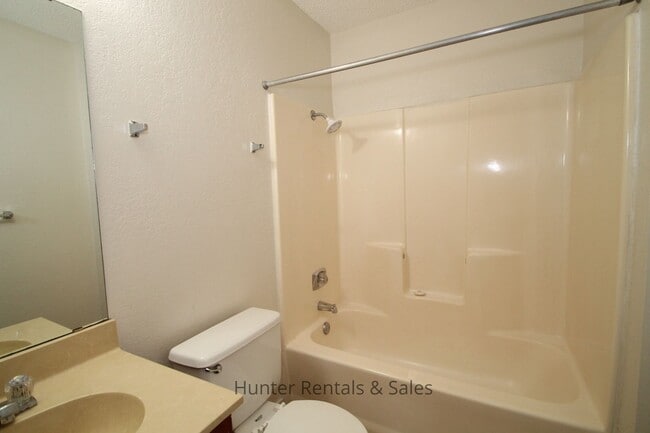 Building Photo - Too Good!