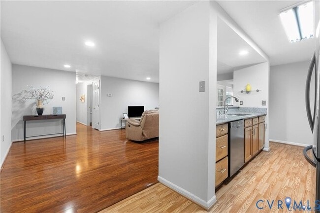 Building Photo - 3218 Matilda Cove Unit 104