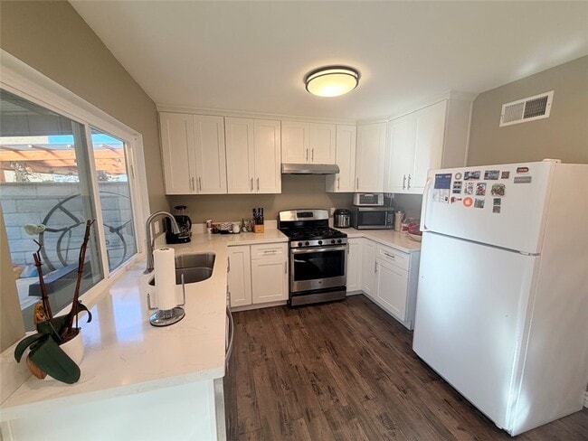 Photo - 1149 N Barston Ave