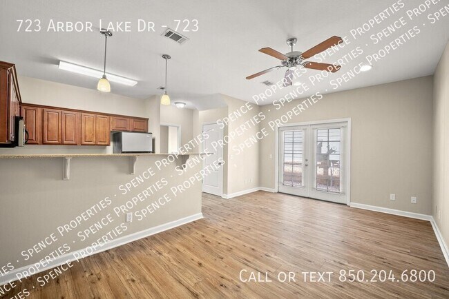 Photo - 723 Arbor Lake Dr