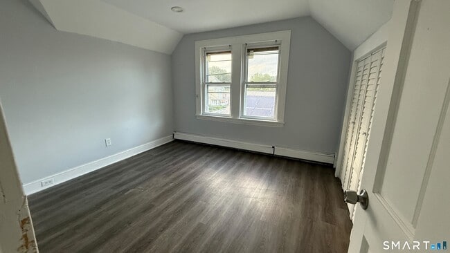 100 Horace St Unidad 3rd