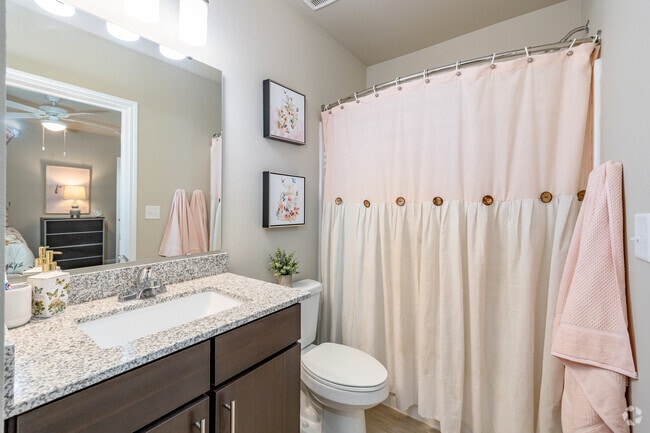 5BR, 5.5BA - 1,988SF - Bathroom