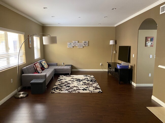 Photo - 7348 De Soto Ave Unit 104