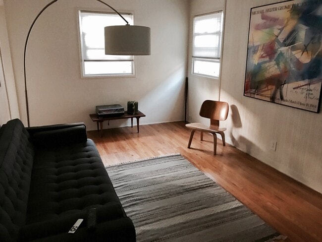Photo - 1548 Rendall Pl Unidad 1548 Rendall Place