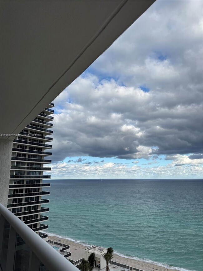 Photo - 1850 S Ocean Dr Unit 1702