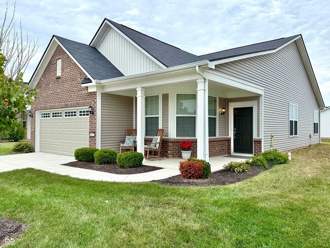 Building Photo - 4879 Larkspur Dr Rental