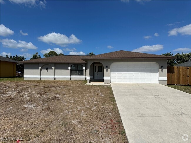 Building Photo - 18226 Fern Rd Rental