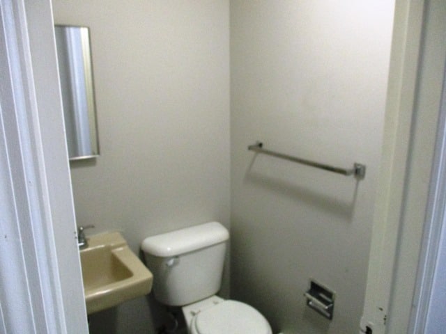 Photo - 1708 Rockingham Dr