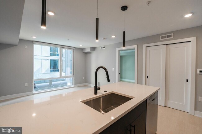 Photo - 6604 Ridge Ave Unit 402