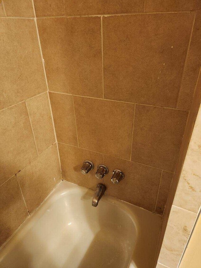 Photo - La Kaye Unit 3