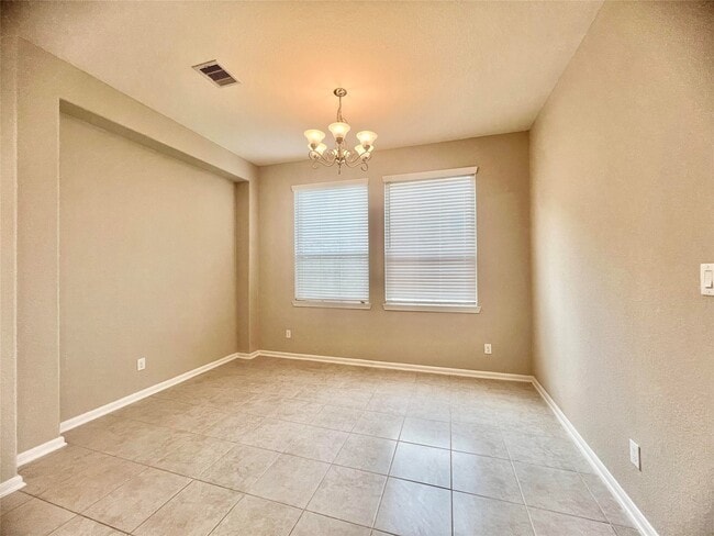 Photo - 2554 Granberry Pt