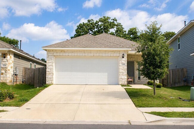 Building Photo - 220 Bent Crk Ln