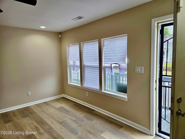 Photo - 2220 Griffiths Ave