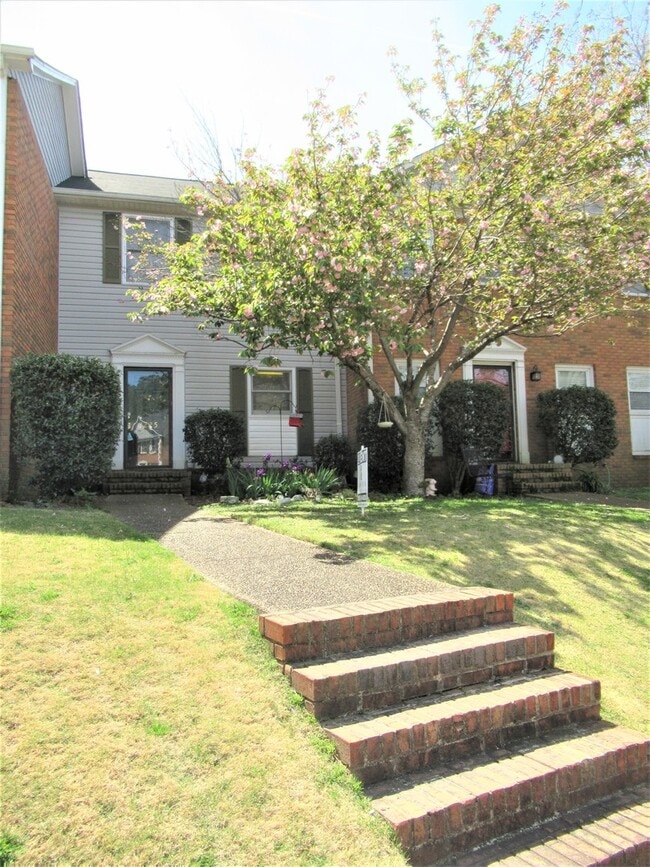 Photo - Home Available in Birmingham! View with 48 Hours Notice!