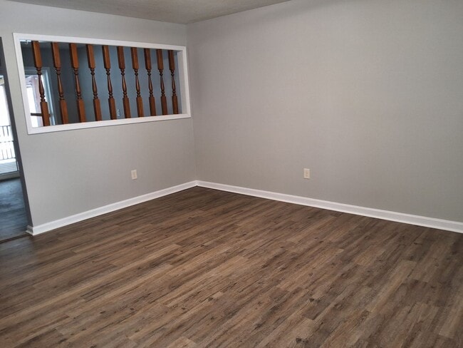 Photo - 1800 Preston St