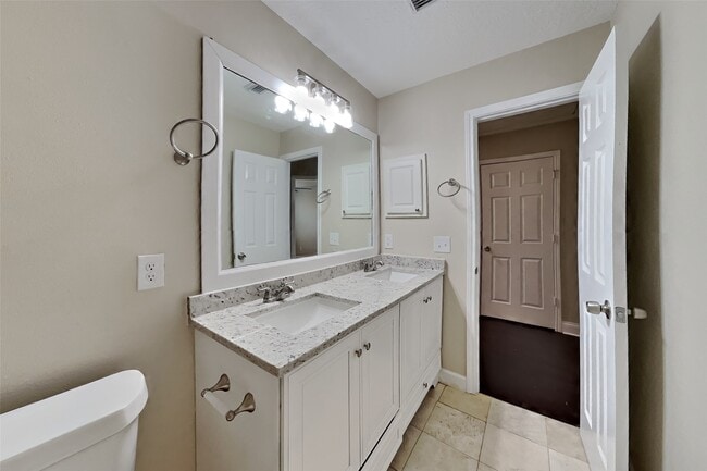 Photo - 19402 Kacey Ln Ct