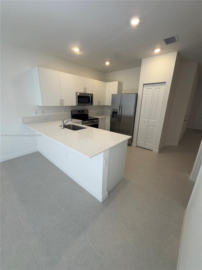 Photo - 144 SW 184th Way