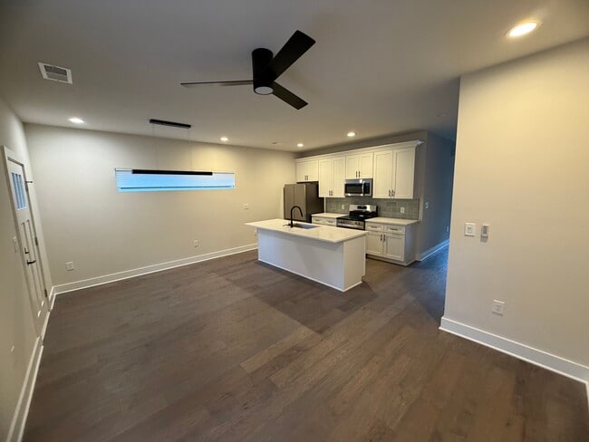 Building Photo - 19809 N Ferry St