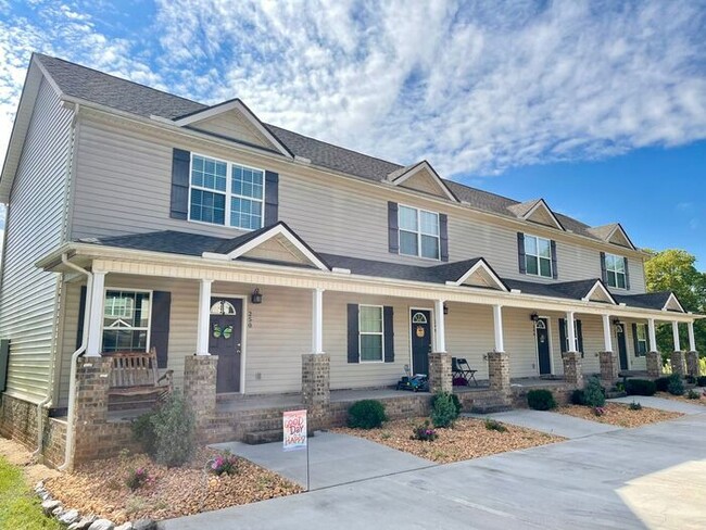 Modern Home on Beals Chapel - Modern Home on Beals Chapel