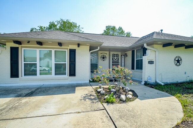 Photo - 12123 Ryewater Dr