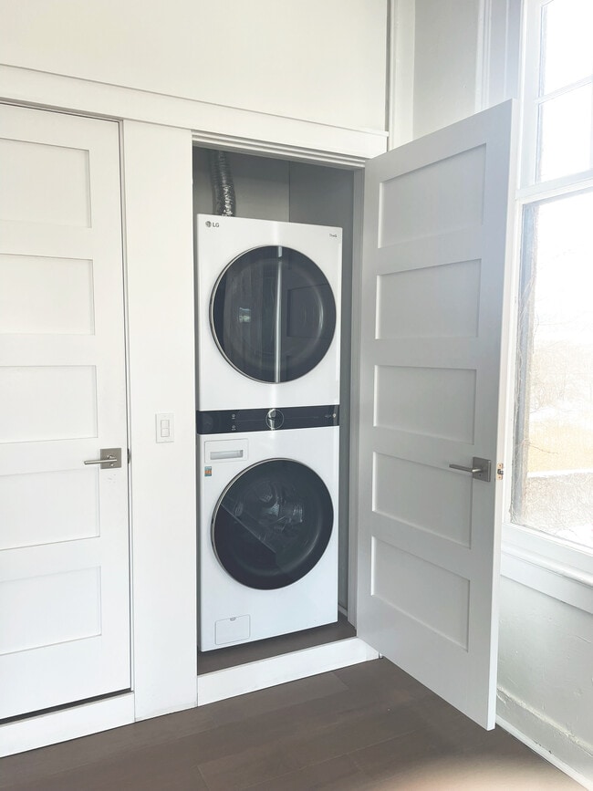 Lavadora y secadora - 117 W Water St Unidad 201