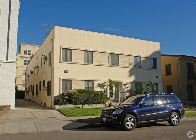 660 S. Cloverdale Ave.